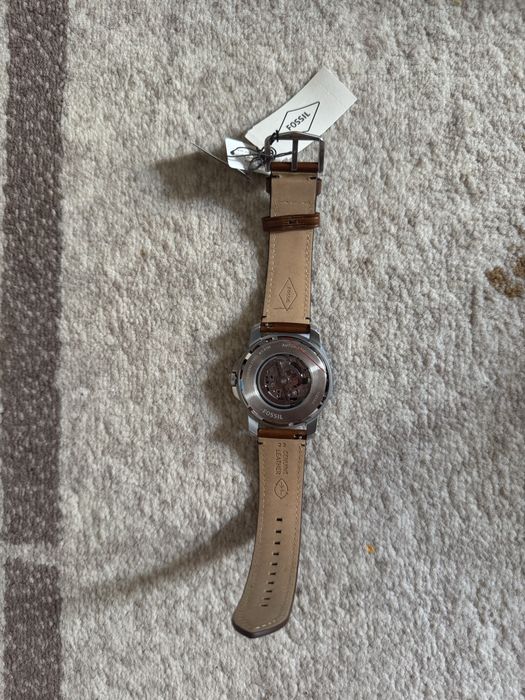 Ceas barbati nou fossil