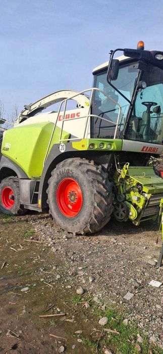 Продаётся комбайн Claas Jaguar 850