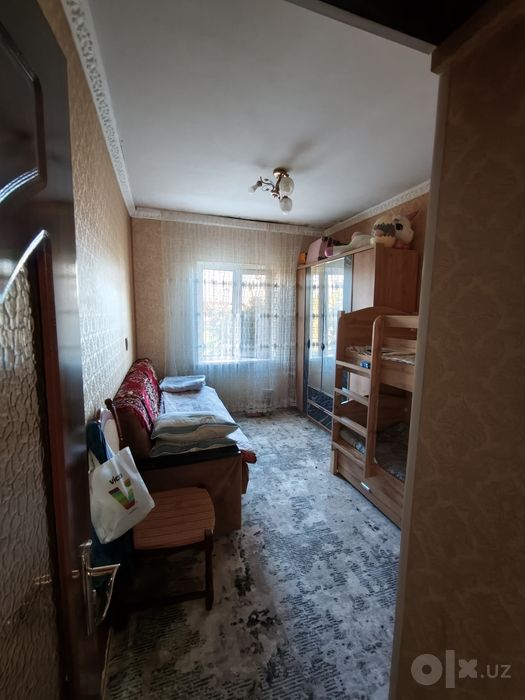 Продается 4-х комнатная квартира в городе Янгиюле.