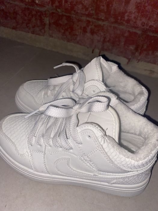 Белый найк красовки