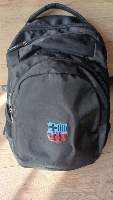 Раница ученическа FCB + несесер FCB