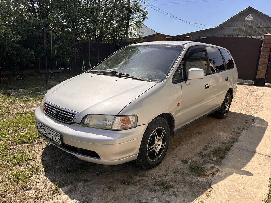Honda Odyssey 1996 год