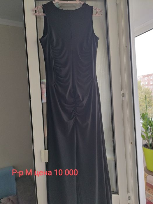 Продам платья женские