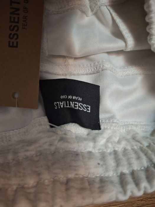 Pantaloni scurți Essentials Fear Of God