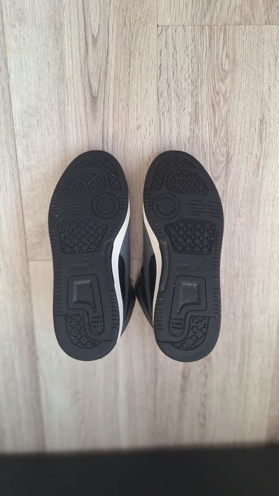 Adidasi PUMA originali marimea 38.5
