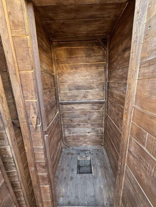 Туалет уличный и дачный