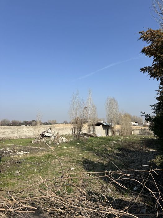 Yangilyulda yer sotiladi