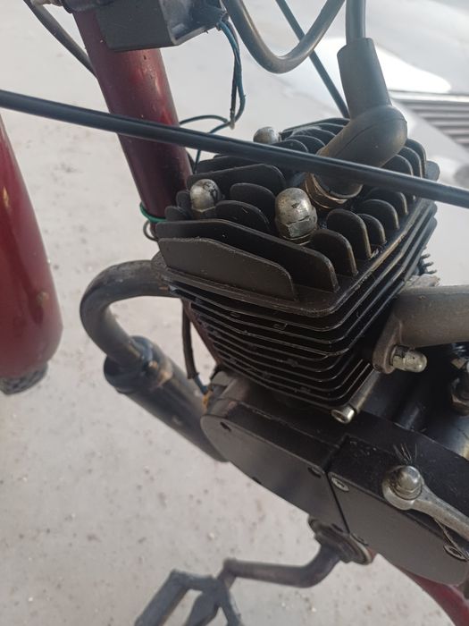 Bicicleta cu motor 80cc