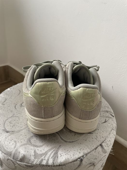 Adidasi dama Nike