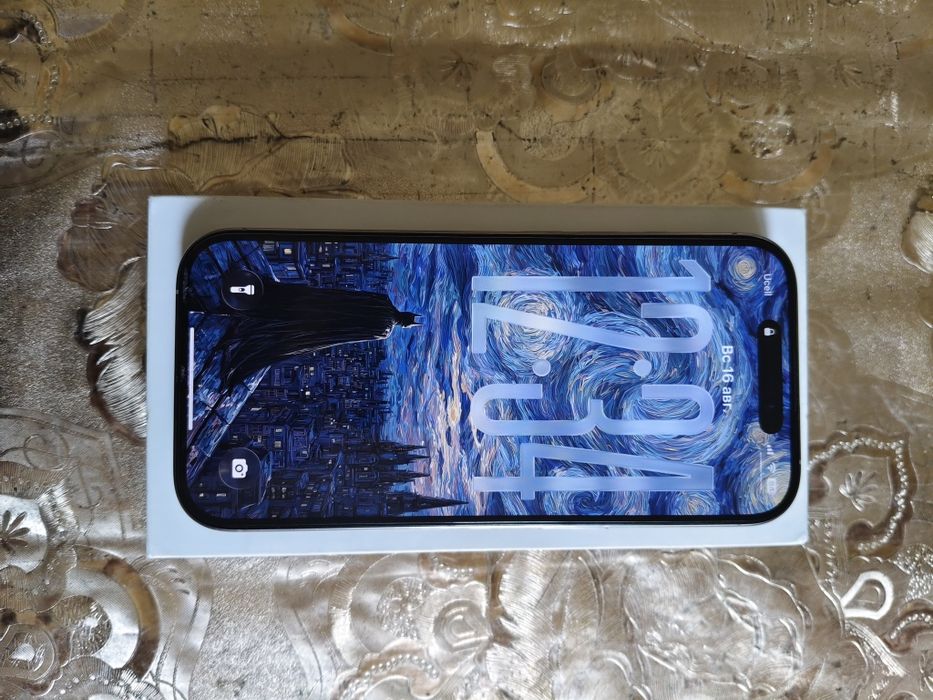 Iphone 16 pro Natural Titanium ideal