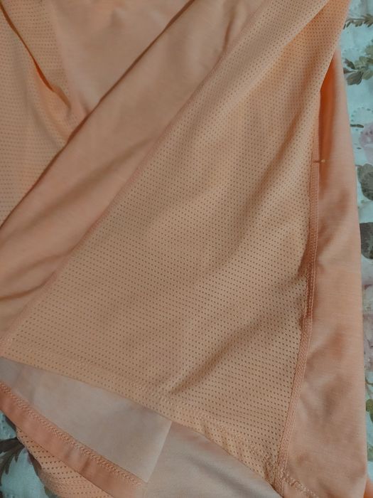 Спортна дамска тениска