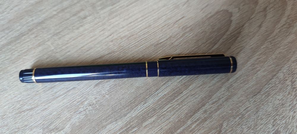 Stilou lux Waterman Centurion albastru negru marmorat penita aurita