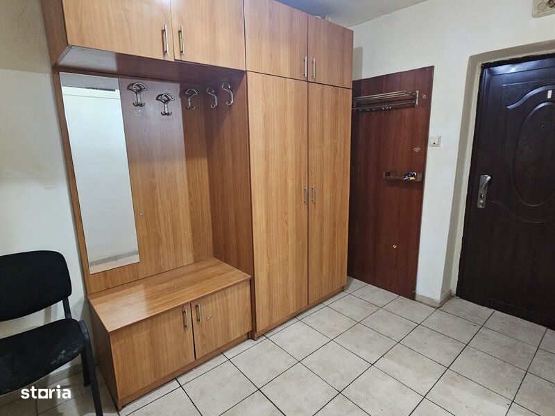 Garsoniera Lacul Tei Facultatea De Constructii ,Decomandata