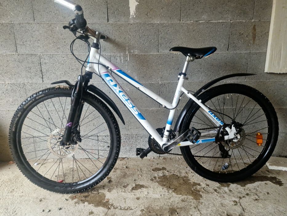 Vând bicicleta Axess discuri față spate import Germania