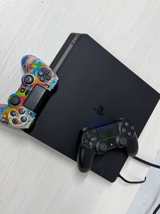 Sony PlayStation 4 slim