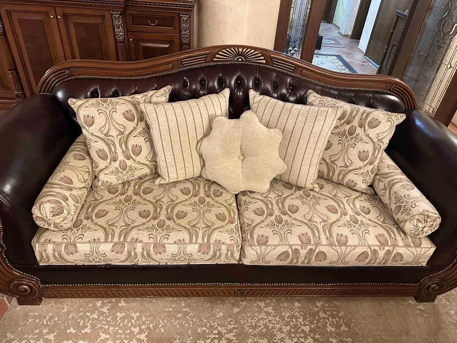 Продавам холова гарнитура