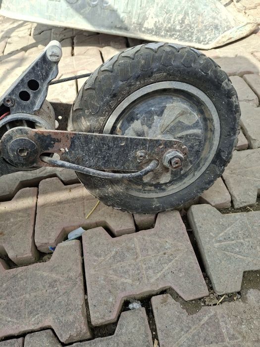 Dezmembrez Trotineta electrica kugoo g2 pro