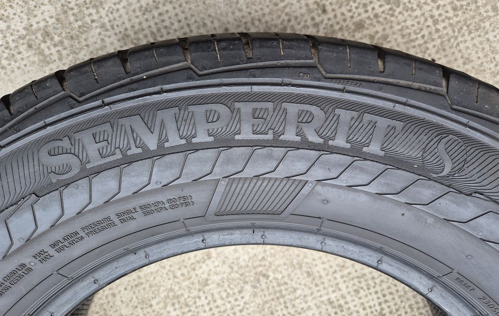 Set 2buc 235/65 R16C Semperit Van-Life 2 vară