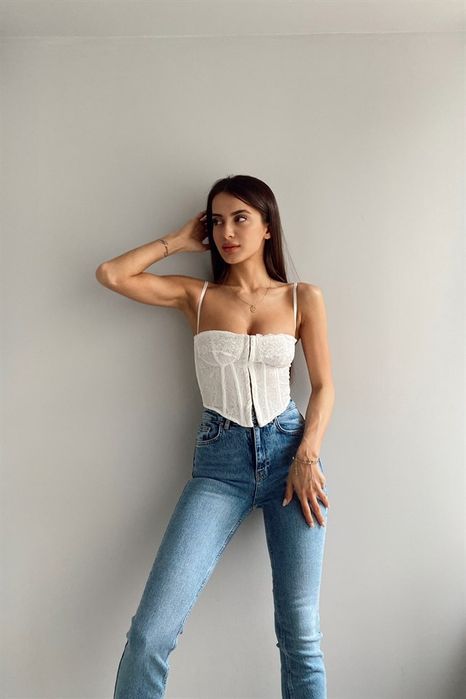 Невероятен дантелен корсет Dilvin