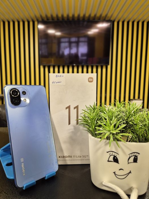 Xiaomi Mi 11lite,8/128гб