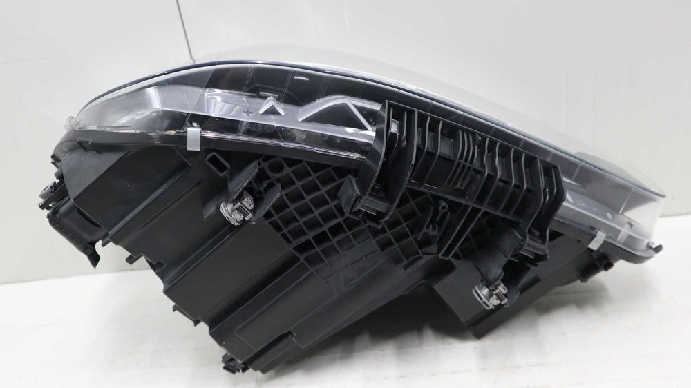 Десен халогенен фар БМВ Ф45/Ф46 BMW F45/F46 H7