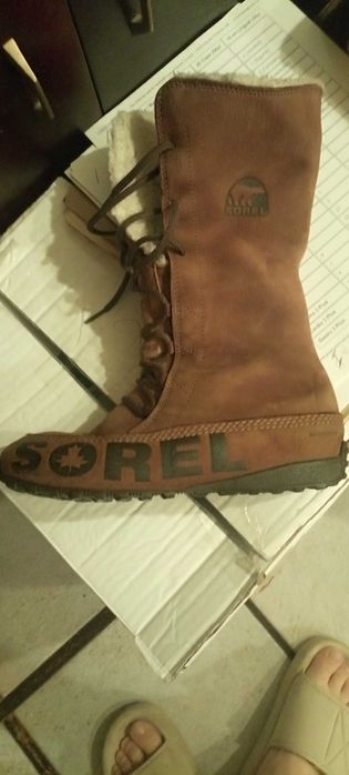 Продавам кожени апрески Sorel с подплата 7-381/2