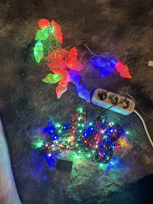 Продам ёлку с украшениями