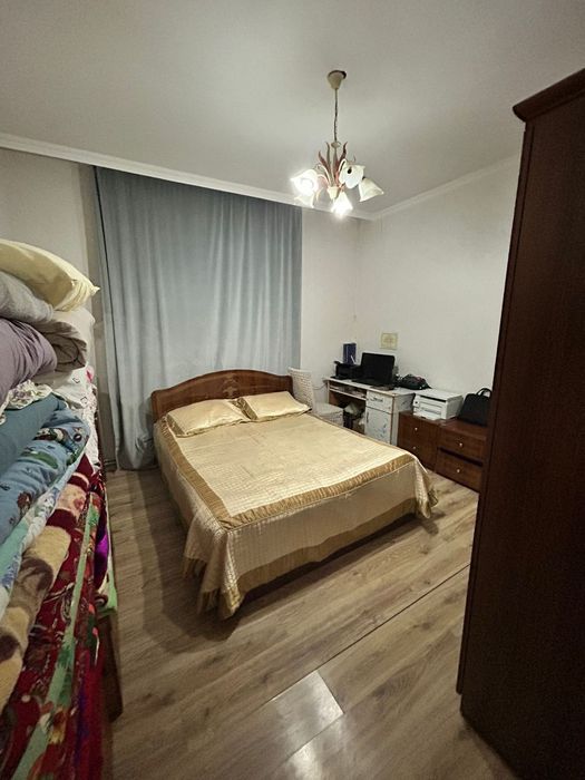 Достықта 5 ком үй сатылады