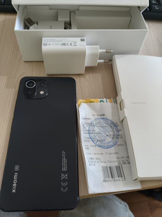 Продаю телефон Xiaomi 11 lite 5g ne