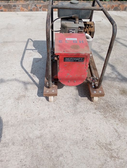 Generator curent model vechi profesional