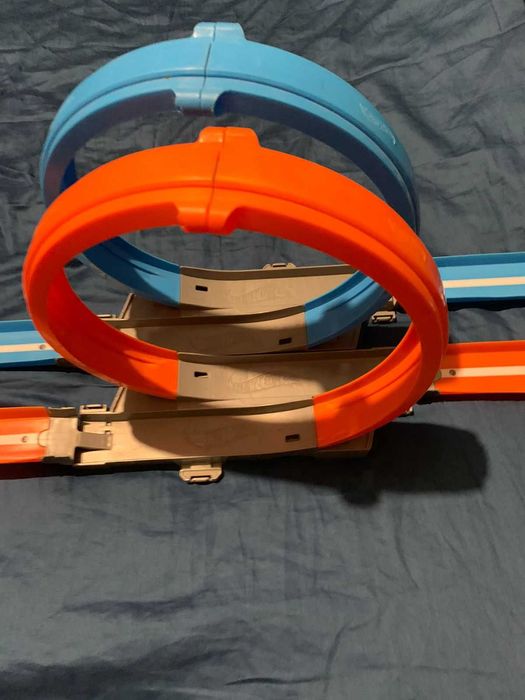 HOTWEELS трек для двух машинок , игрушки