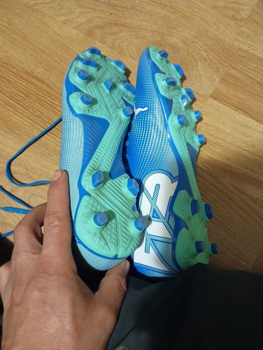 Ghete fotbal Puma  mărimea 44