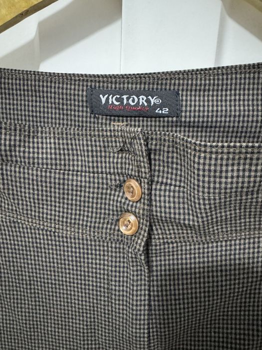 джинцы брюки почти новые