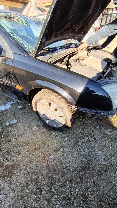Dezmembrez Opel vectra c 2003 1.8 benzină