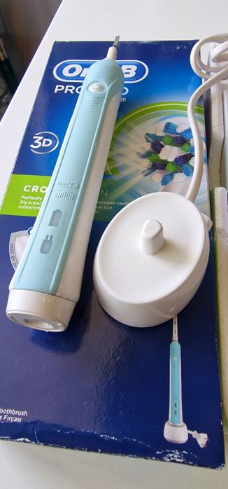 Ел. четка за зъби Oral-B PRO 500 3D CrossAction