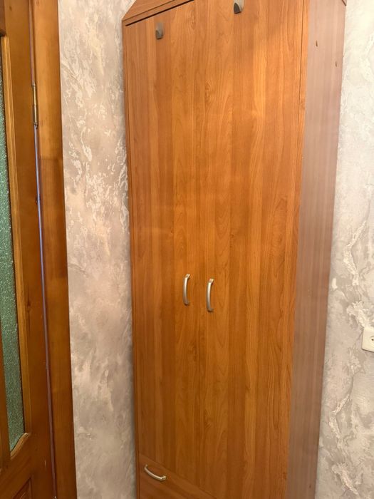 Продажа мебели ( шкафы)