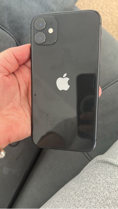 Продам айфон 11 состояние отличное