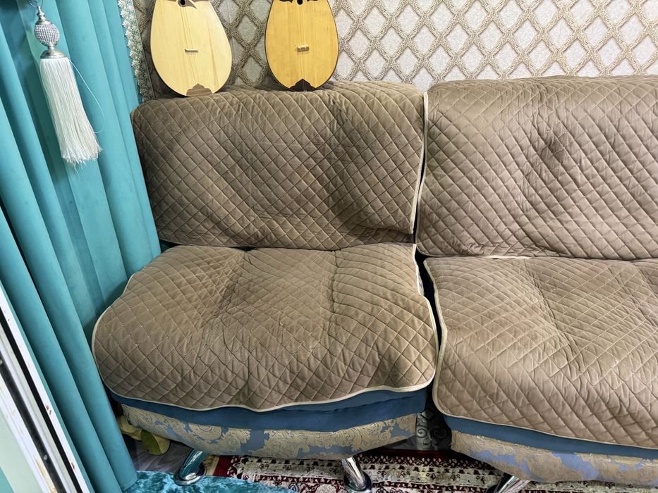 Синий диван и 2 кресла