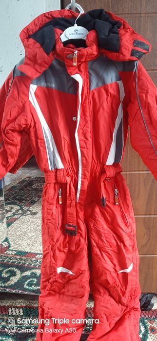 Лыжный костюм, комбинезон