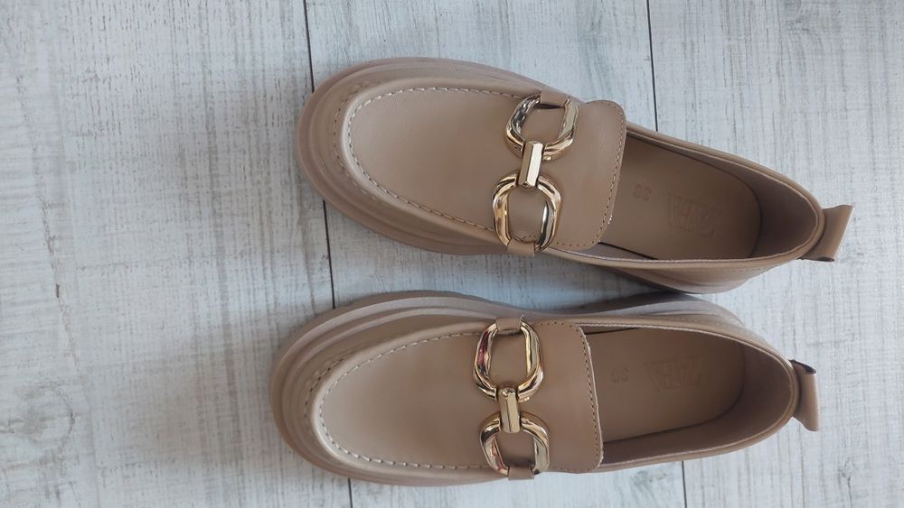 Женски обувки Zara