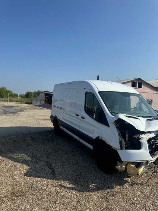 Usa stanga fata echipata Ford Transit 6 2015