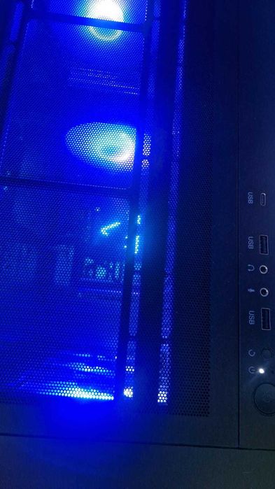 PC Gaming + Monitor 27” 2K 144Hz / Ryzen 5 7500F / RX 7900 XT / 32GB DDR5