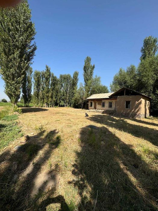 Участка сотилади 12соток Юқоричирчиқ туман ЖАМБУЛ