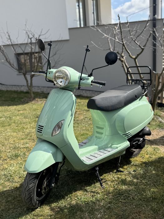 Inchiriez scuter pentru evenimente