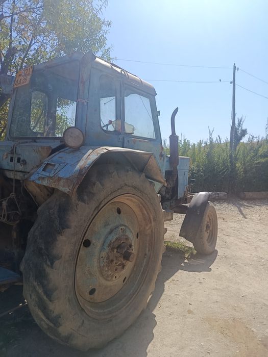 Traktor MTZ-80 holati alo barcha narsani joyida kafolati savdosi bor!!