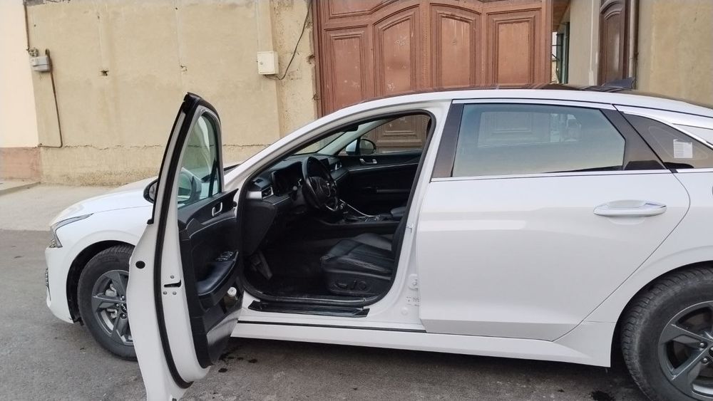 Kia K5 сотилади Бухоро