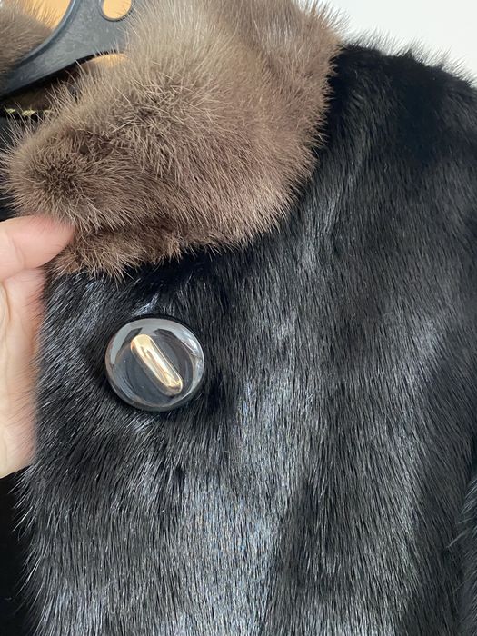 Продам норковую шубу