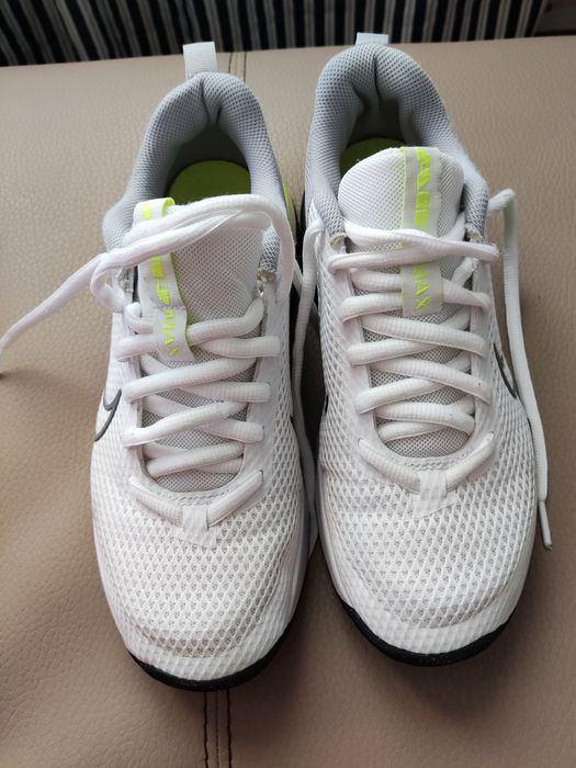 Nike alpha trainer 6