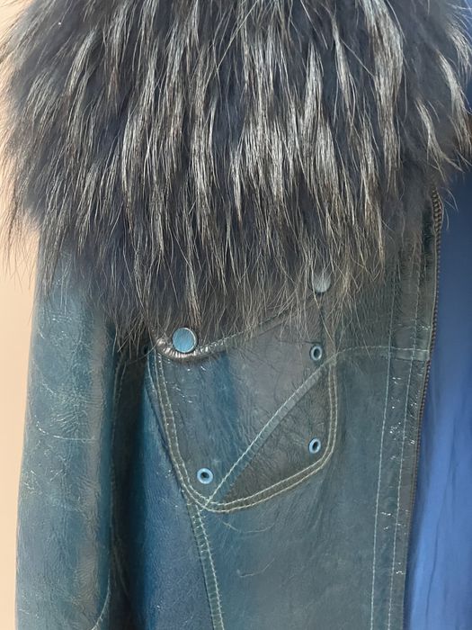 Продам куртку