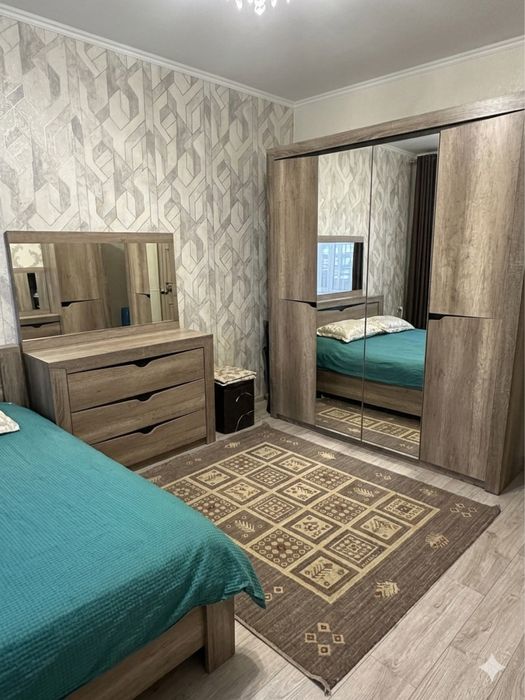 Спальный гарнитур ,шкаф, кровать